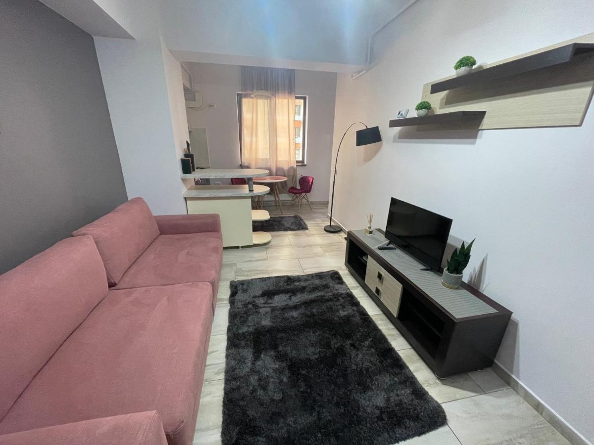 Apartmán Le Lupin / Center Iasi Exteriér fotografie