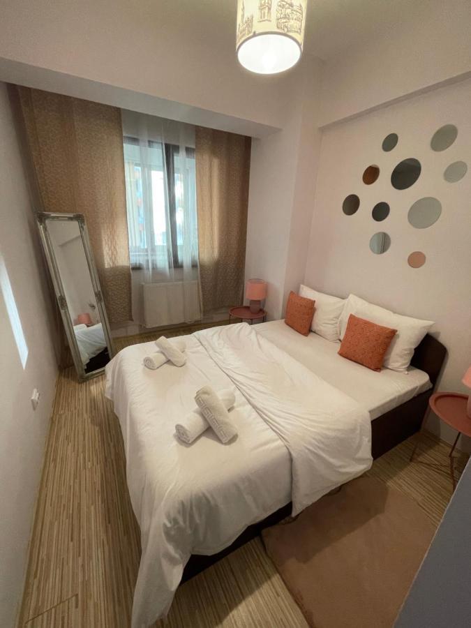 Apartmán Le Lupin / Center Iasi Exteriér fotografie